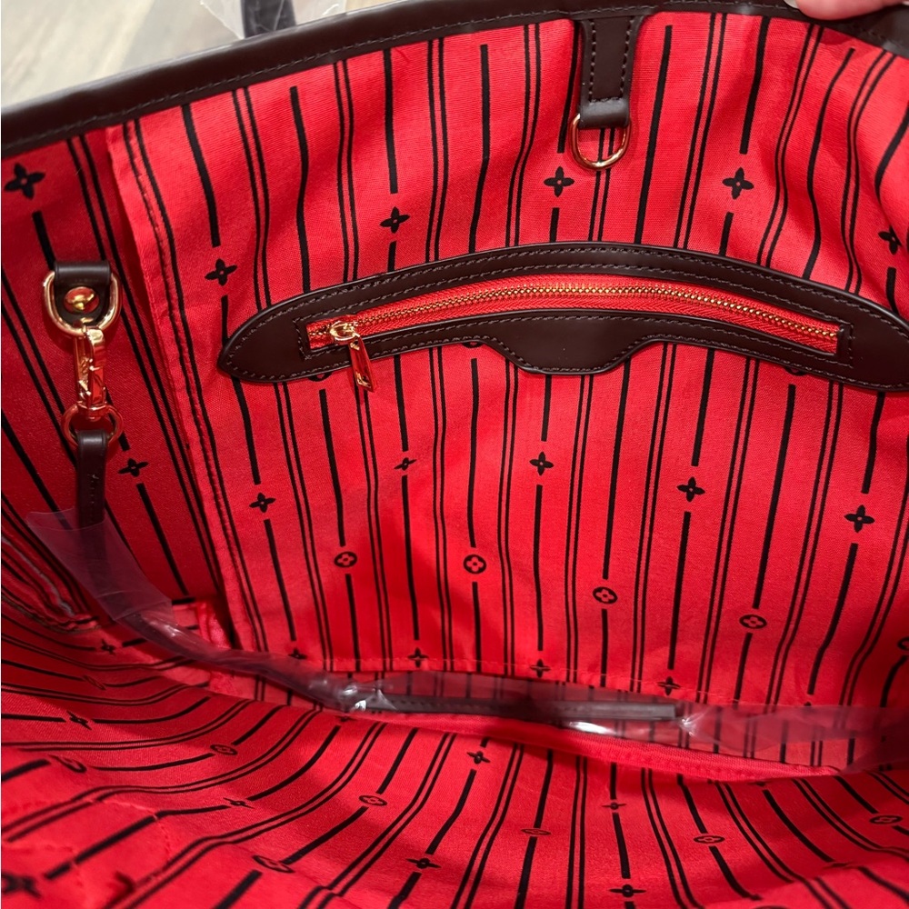 Checkered Brown Tote Bag - Picture 4 of 5